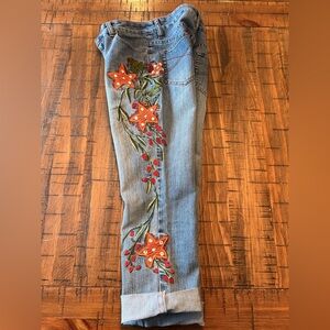 Floral Embroidered Capri Jeans Cottagecore Size 2 Y2K